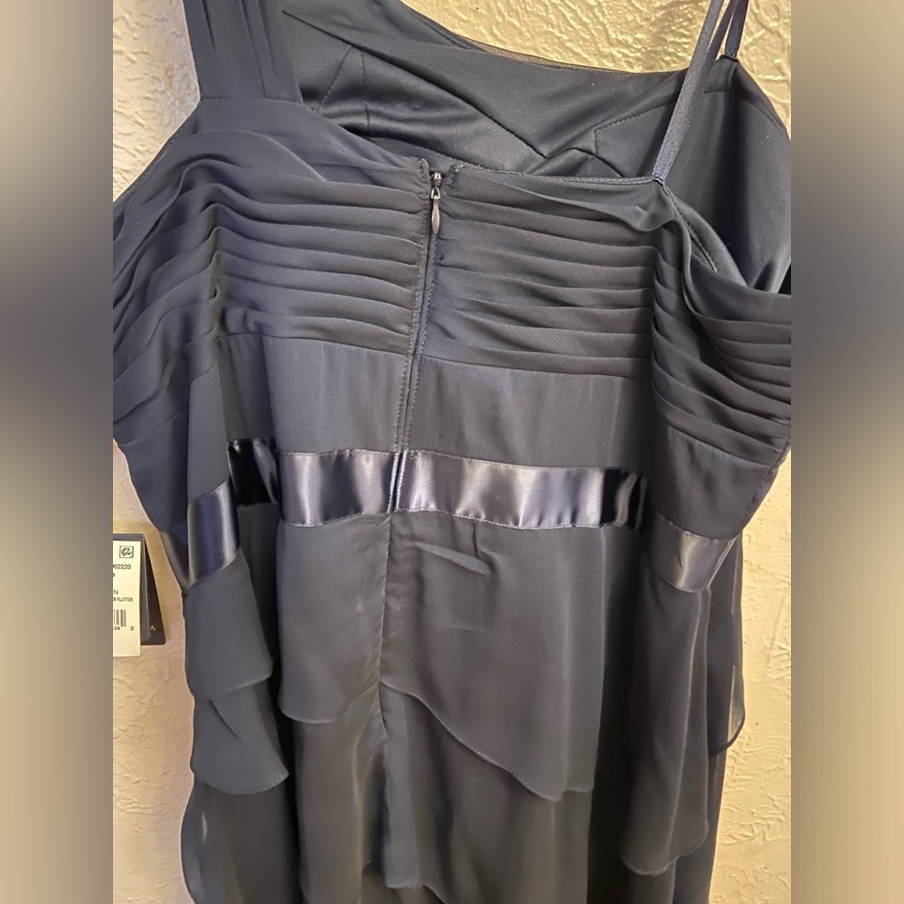 Adrianna Papell dress - Picture 6 of 11